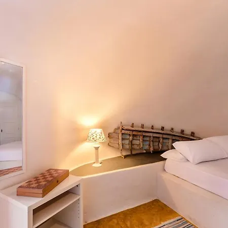 Hostel Caveland